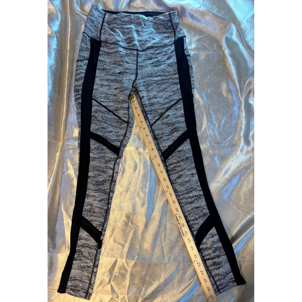Avia Womens Black White Jacquard Mesh Panel Activewear Leggings Small AVL48175